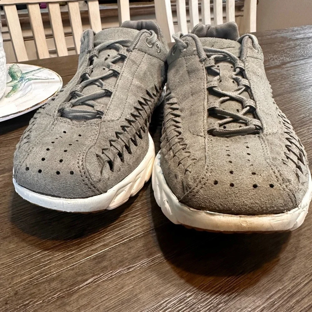 Nike Air Mayfly Woven Tumbled Grey Slip On‎ Sneakers Suede Women US 10 EUR 42